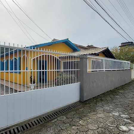 Casa 300M Da Praia Com Lindo Jardim! Florianópolis Zewnętrze zdjęcie