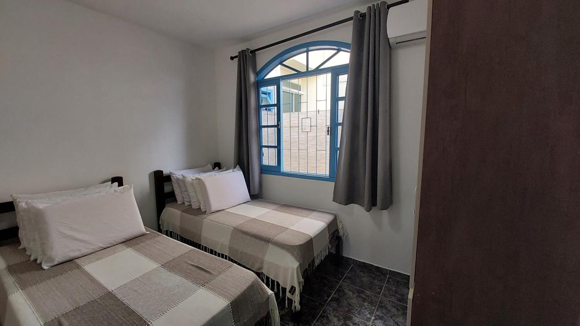 Casa 300M Da Praia Com Lindo Jardim! Florianópolis Zewnętrze zdjęcie